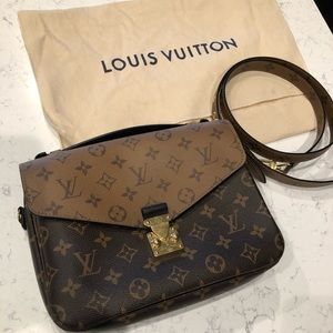 Louis Vuitton Pochette Métis